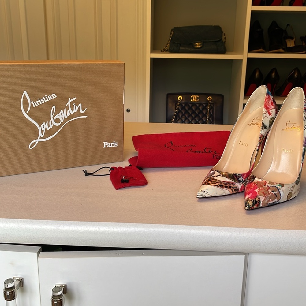 Louboutin So Kate Patent Trash heels